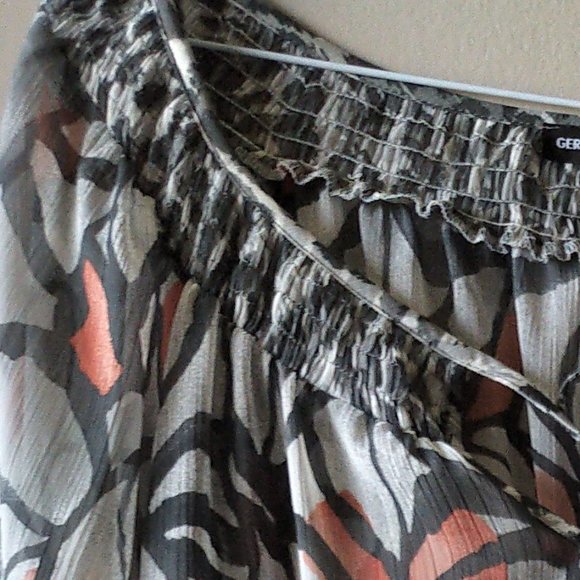 Gerry Weber top greys and coral chiffon - One size - Picture 10 of 10